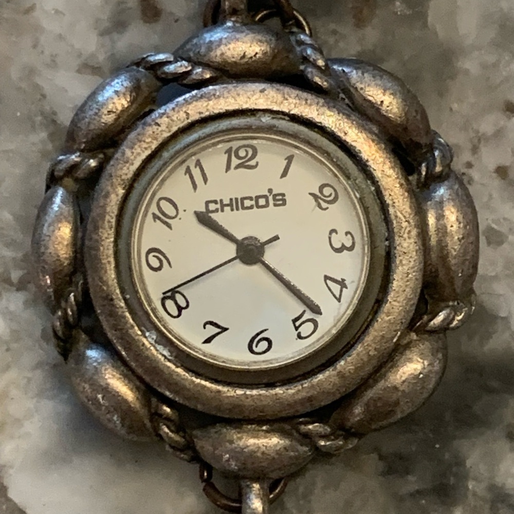 Women’s Chico Bracelet Watch, Antique Silver Style Chain Link Band, White Face